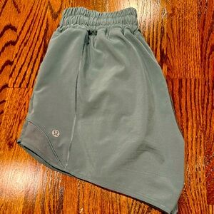 Lululemon Hotty Hot shorts, size 4, excellent condition. 4” length.